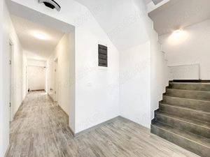 Vilă interbelică restaurată integral   proprietate rară Sinaia centru - imagine 8