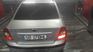 vând Ford focus  - imagine 2