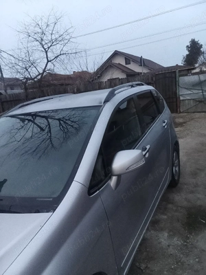 trage perfect consum mic o masina pentru familie sau pentru la munca 6 Locuri 