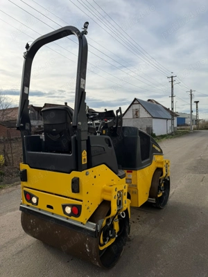 Vând cilindru compactor Bomag - imagine 2