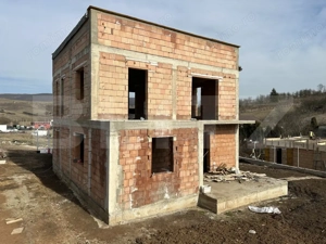 Ansamblu privat case individuale: 120 mp utili, 600 mp teren, Baciu - imagine 9