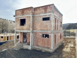 Ansamblu privat case individuale: 120 mp utili, 600 mp teren, Baciu - imagine 8