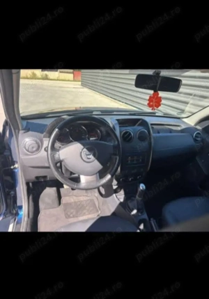vand dacia duster 2016 - imagine 3