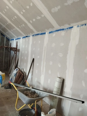 Construcții, renovări și amenajări interioare 