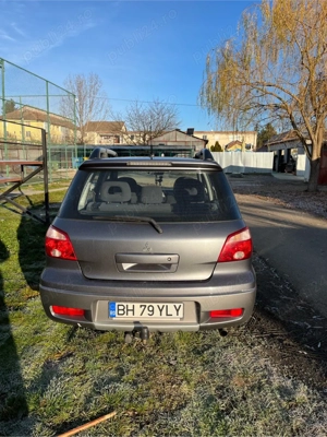 mitsubshi outlander - imagine 5