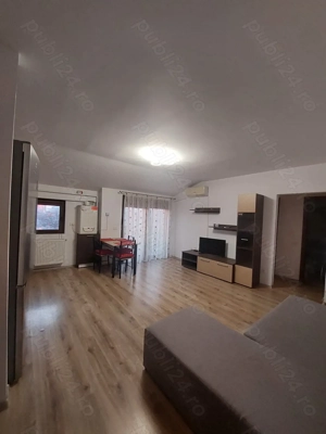 Inchiriez apartament central 2 camere - imagine 2