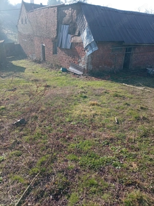 Casă de vanzare în Tincova 2 kilometri până la Comună, drum European E70 stații de autobuz Gară Etc  - imagine 10