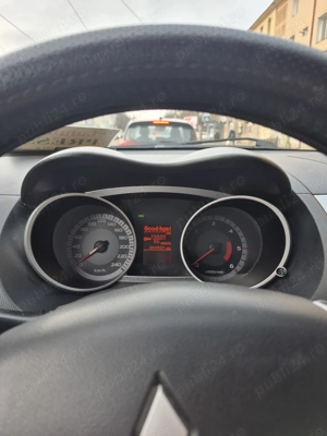 Mitsubishi Outlander  - imagine 3