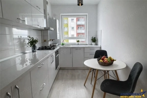 Tur 3D! Eleganta garsoniera, decomandata, mobilata, terasa, boxa, Avantgarden, Brasov - imagine 8