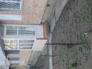 Spațiu comercial Central - Capitol - Asirom - Intrare din str. Mircea cel Bătrân 