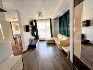 Apartament 3 camere, decomandate | Etaj 2/4 | Garaj | Zonă verde și liniștită !  - imagine 2