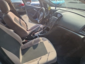 Vând Opel Astra J berlină - imagine 3