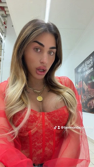 transsexuală confirm pozele sunt reale