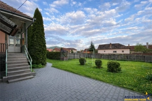 TUR 3D!In areal apreciabil,particulara casa cu 680 mp teren,Miercurea Ciuc,Harghita - imagine 4