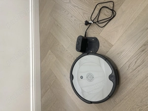 Robot aspirator iRobot Roomba 698