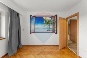 Apartament de vânzare cu 4 camere decomandat - Zona Intim - imagine 7