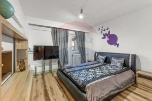 Apartament de vânzare cu 4 camere decomandat - Zona Intim - imagine 6