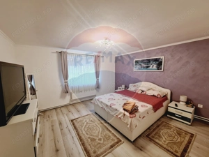 Casă cu 3 camere de vânzare in Hidiselu de Sus - imagine 2