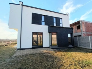 Duplex modern P+E despartit prin camera tehnica - Dumbravita