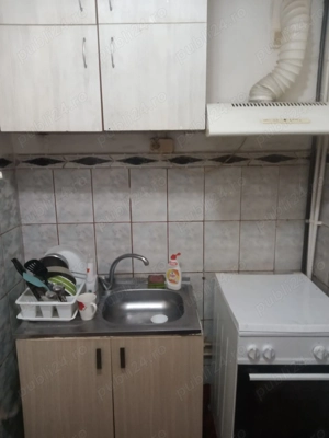 Proprietar închiriez apartament 2 camere, preț de garsonieră zona Lizeanu Obor centrală proprie - imagine 6