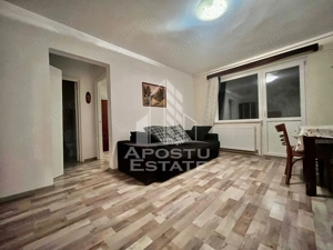 Apartament 2 camere,zona Boul Rosu