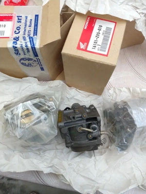 Carburatoare Honda bf 40 .