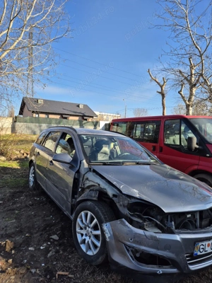 Opel Astra h 1.7cdti an2005 AVARIATA - imagine 5