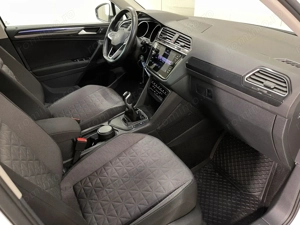 Volkswagen Tiguan - imagine 11