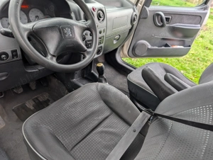 Peugeout Partner - imagine 2