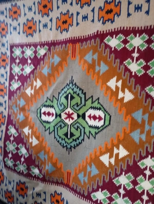 Vând chilim tradițional oltenesc