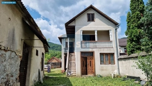 Casă cu 4 camere si 2 garaje de vanzare, Baia Sprie, Comision 0%