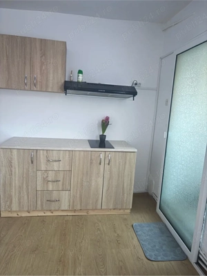 apartament 2 camere la curte