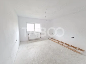 Casa individuala de vanzare 4 camere 300 mp teren Exterior Sibiu - imagine 6