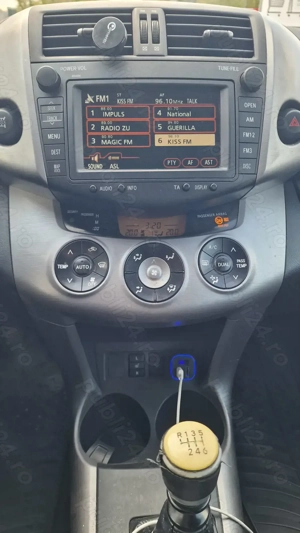 Vând Toyota Rav4  - imagine 4