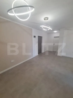 Apartament cu 3 camere, incalzire in pardoseala, terasa de 10 mp, zona centrala - imagine 4