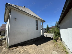 Vila cu teren central Remeti Maramures - imagine 2