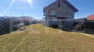 Casa 5 camere Tarlungeni (nu Izvor)  teren 800 m, cartier nou - imagine 11