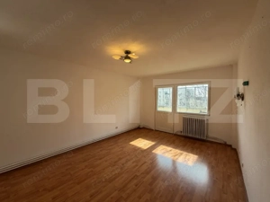 Apartament 3 camere decomandat, zona Zambilelor - imagine 3