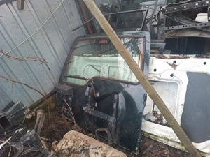 Piese caroserie și motor Nissan Navara de 40 și Discovery 1 - imagine 4