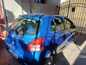 vând toyota yaris  - imagine 5