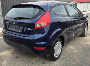 Ford Fiesta 1.3i 2 usi Euro 5 - imagine 7