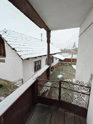 Proprietate rară – 2 case + livadă, vie și teren generos, la 20 km de Târgu Jiu - imagine 5