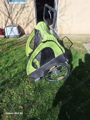 carucior de copii pt bicigleta 