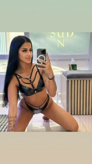 New în oraș Poze Reale - imagine 2