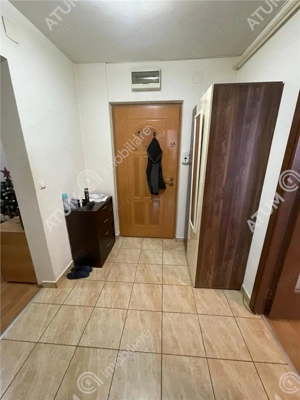 Apartament 3 camere decomandate balcon zona Mihai Viteazu Sibiu - imagine 12