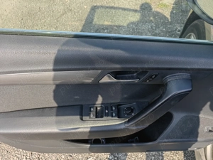  Vand vw passat  an 2012  - imagine 7