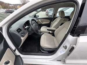 Volkswagen Polo 1.6 TDI Highline, Automat 7 viteze DSG - imagine 5