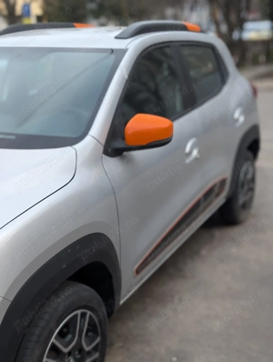 Vand Dacia Spring 2023 - imagine 8