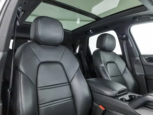 Porsche Cayenne 3.0 V6 Turbo 340 CP 2019 - TVA Deductibil - imagine 10