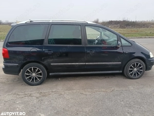 Volkswagen Sharan 2.0 TDI Special fabric'2008 - imagine 6